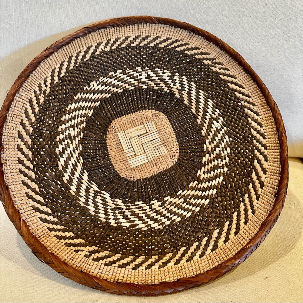 NEW Africa Woven Basket. Made by Binga people of Zambia/Zimbabwe One of a Kind!